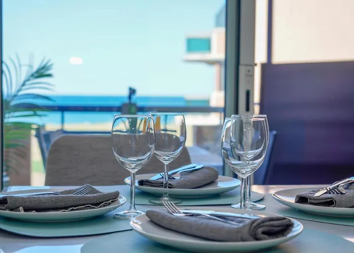 Апартаменты Joli T2 Lumineux-vue Mer-clim-wifi-parking *